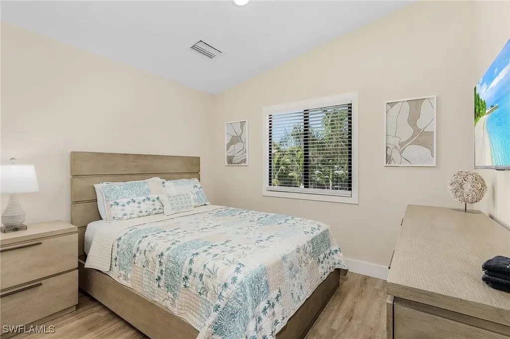 3262 Andrews Avenue Naples FL 34112