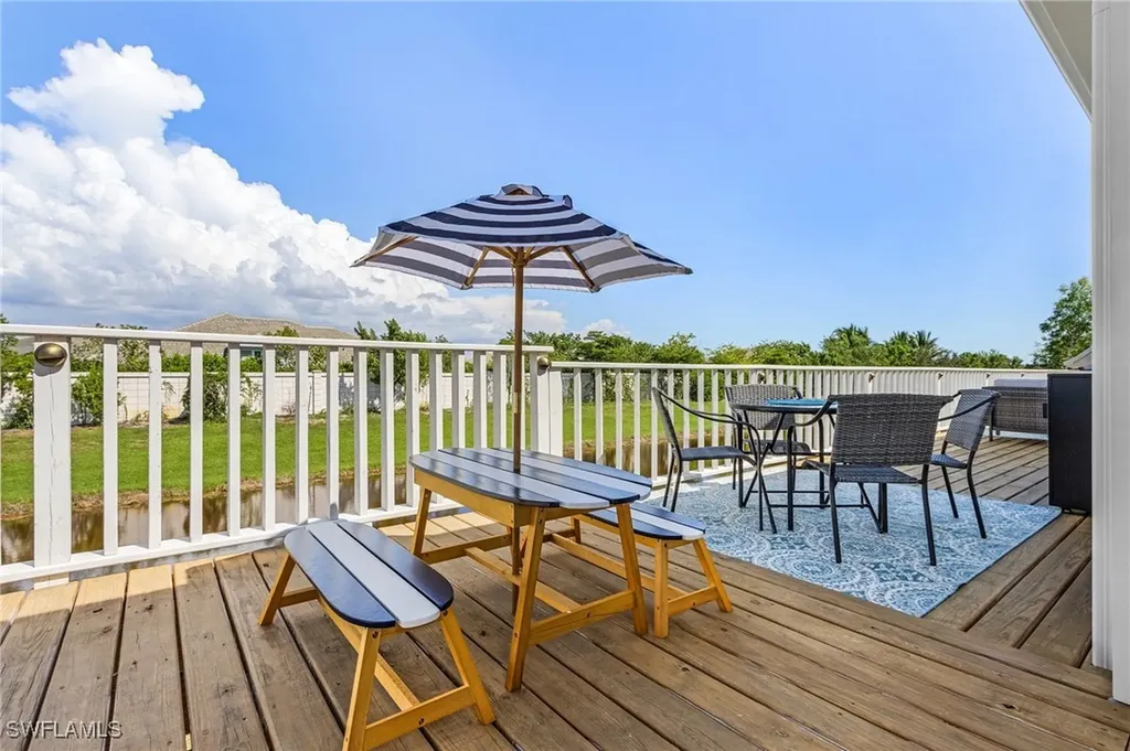 3262 Andrews Avenue Naples FL 34112