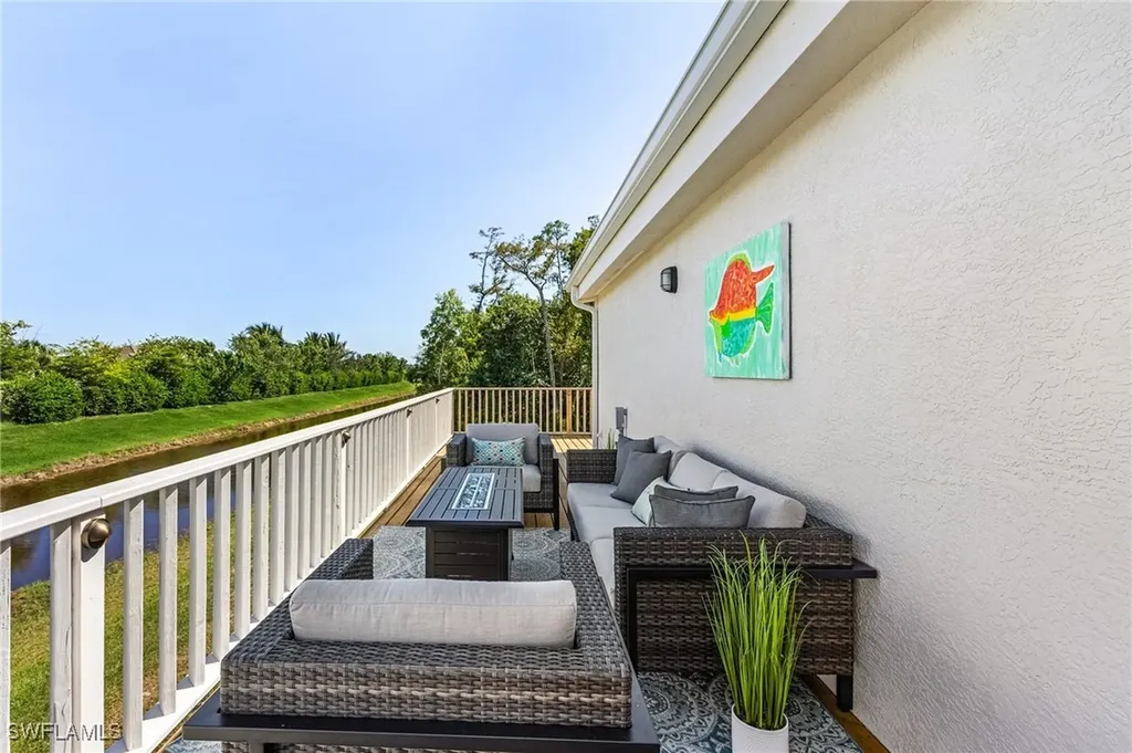 3262 Andrews Avenue Naples FL 34112