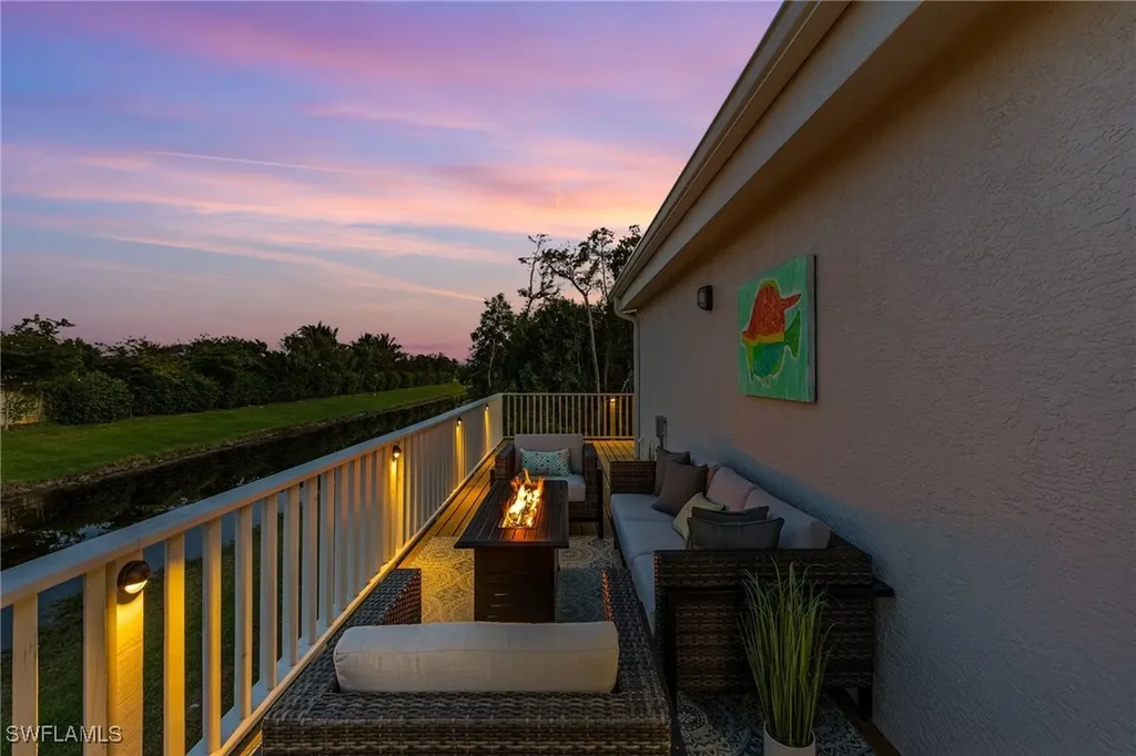 3262 Andrews Avenue Naples FL 34112