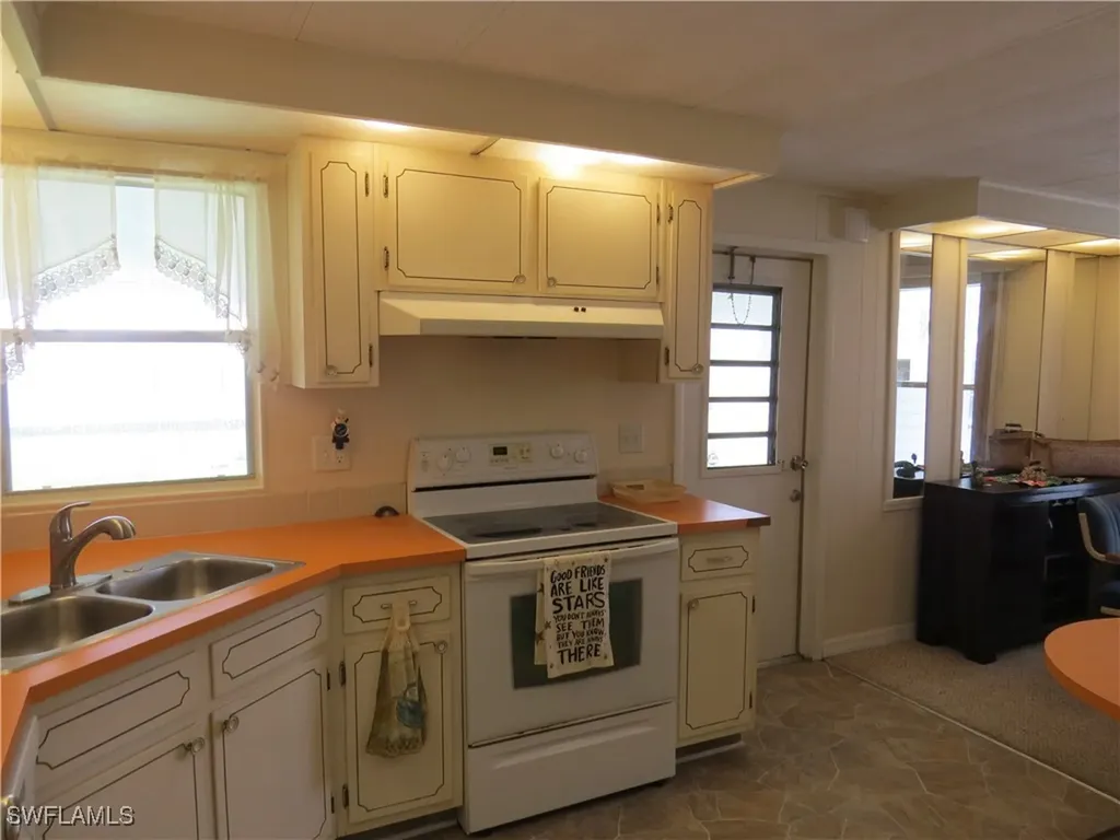 705 Blackburn Boulevard North Port FL 34287