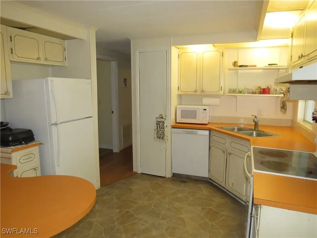 705 Blackburn Boulevard North Port FL 34287