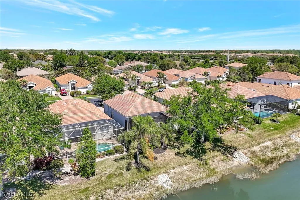 3376 Sandpiper Way Naples FL 34109
