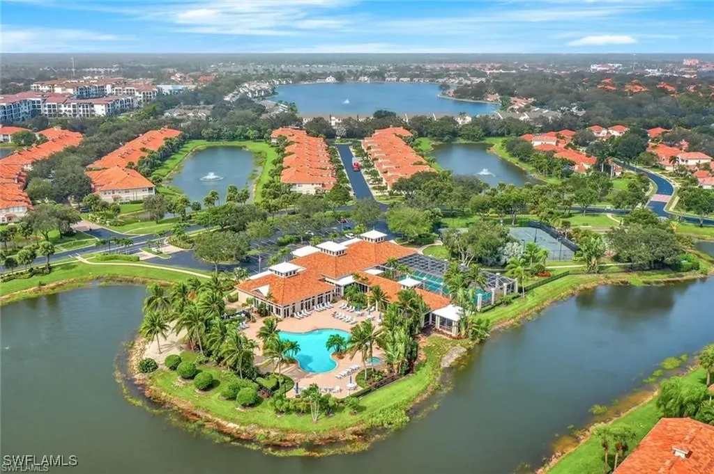 3376 Sandpiper Way Naples FL 34109
