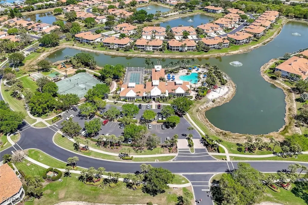 3376 Sandpiper Way Naples FL 34109