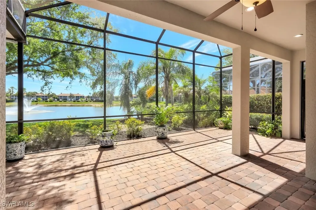 3376 Sandpiper Way Naples FL 34109