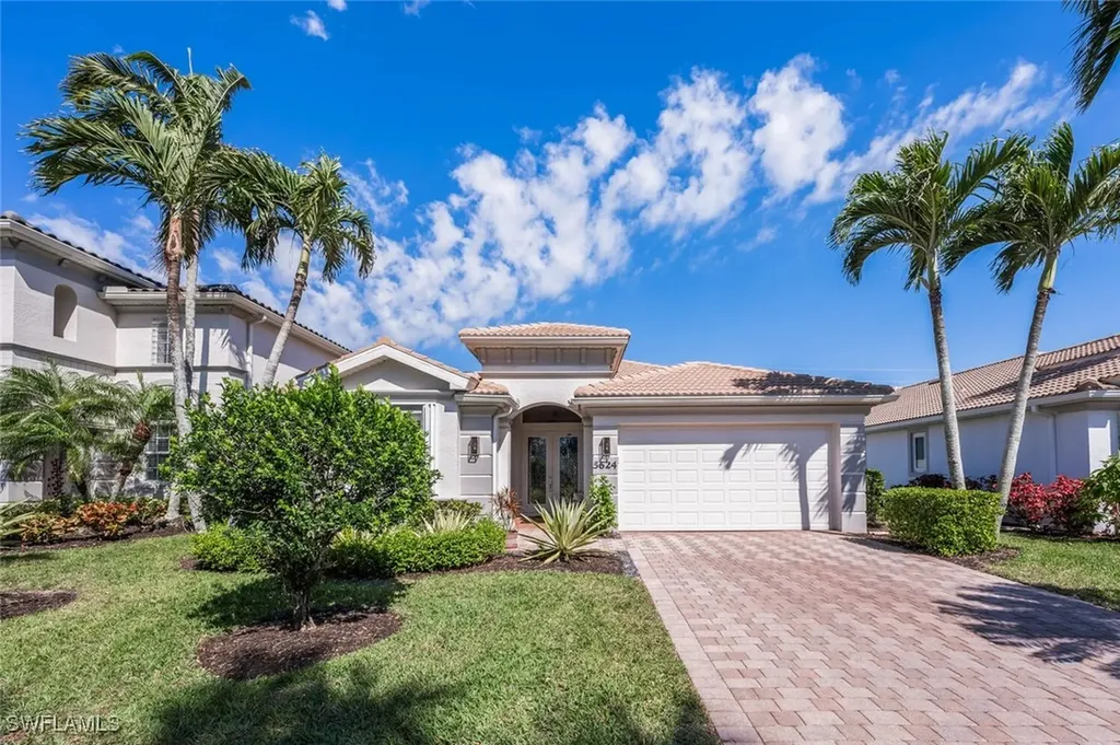 Naples FL, 5624 Lago Villaggio Way