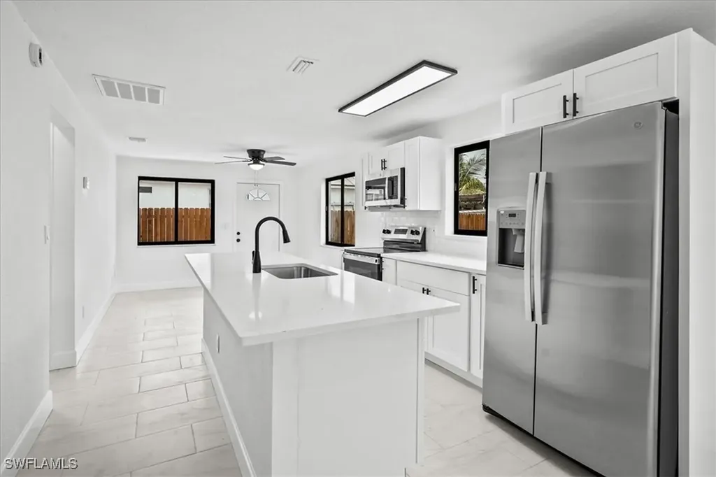 3655 Hibiscus Avenue Naples FL 34104