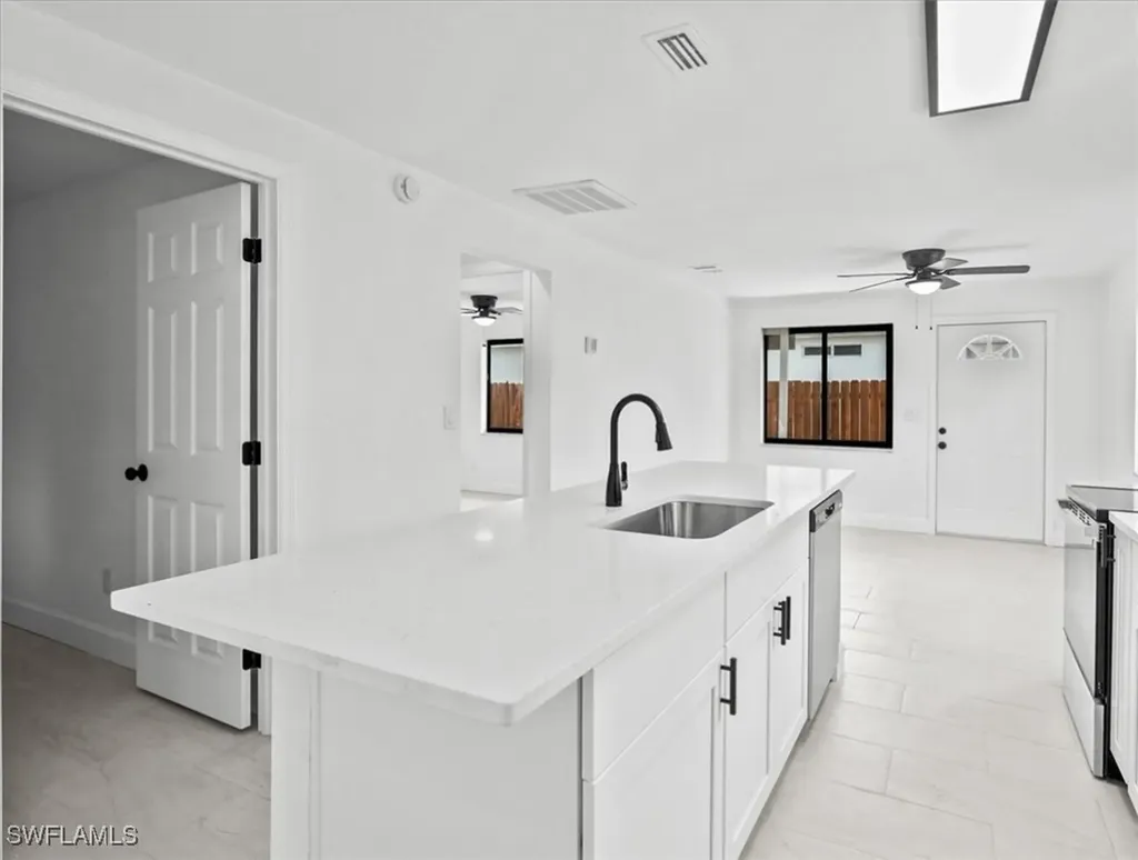 3655 Hibiscus Avenue Naples FL 34104