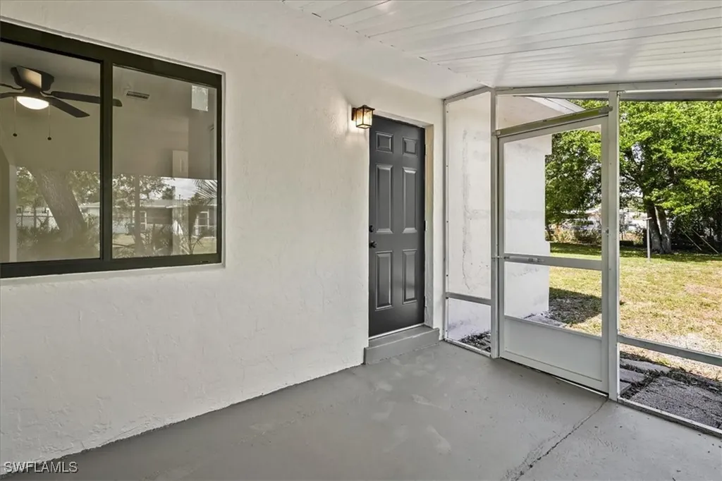 3655 Hibiscus Avenue Naples FL 34104