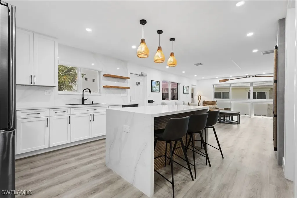 2500 Gulf Shore Boulevard N Naples FL 34103
