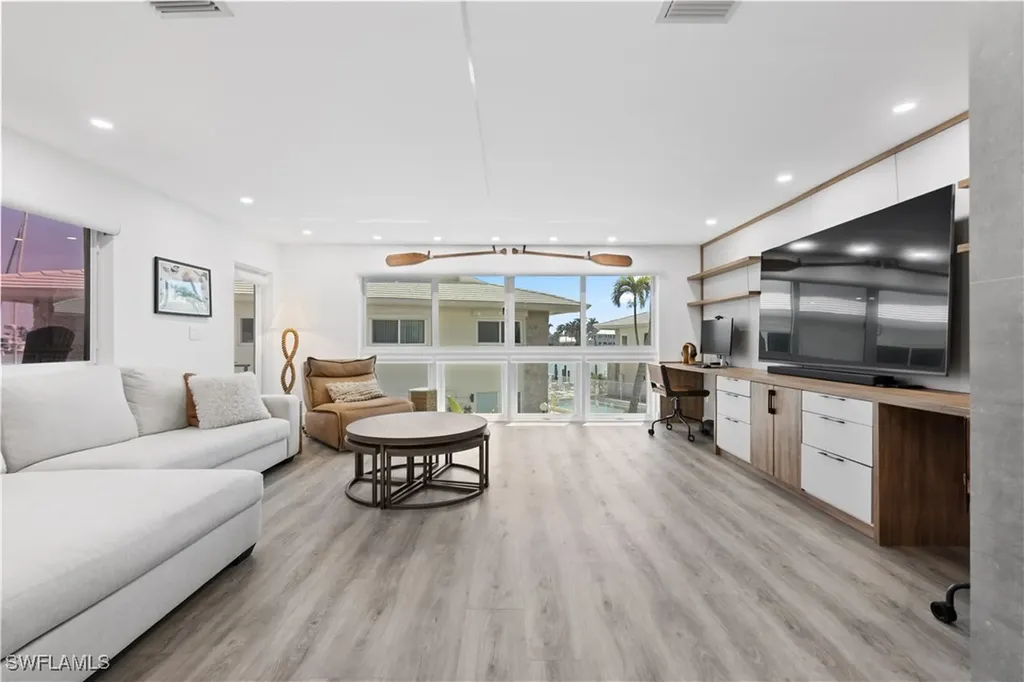 2500 Gulf Shore Boulevard N Naples FL 34103
