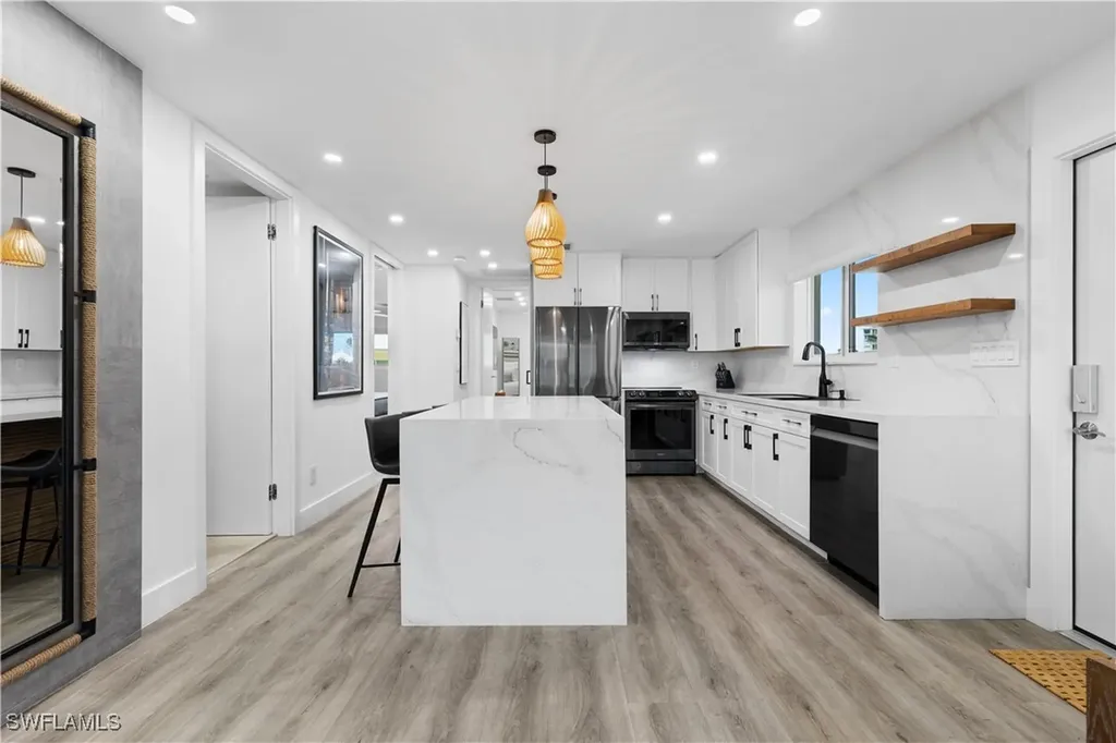 2500 Gulf Shore Boulevard N Naples FL 34103