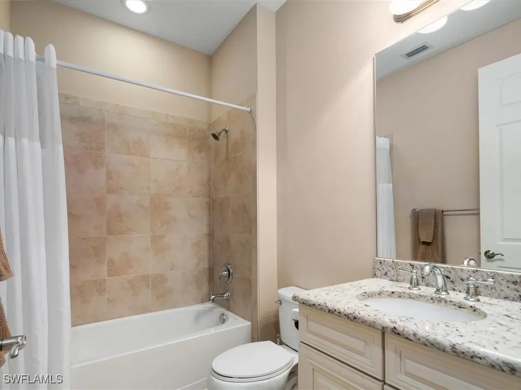9071 Albion Lane N Naples FL 34113