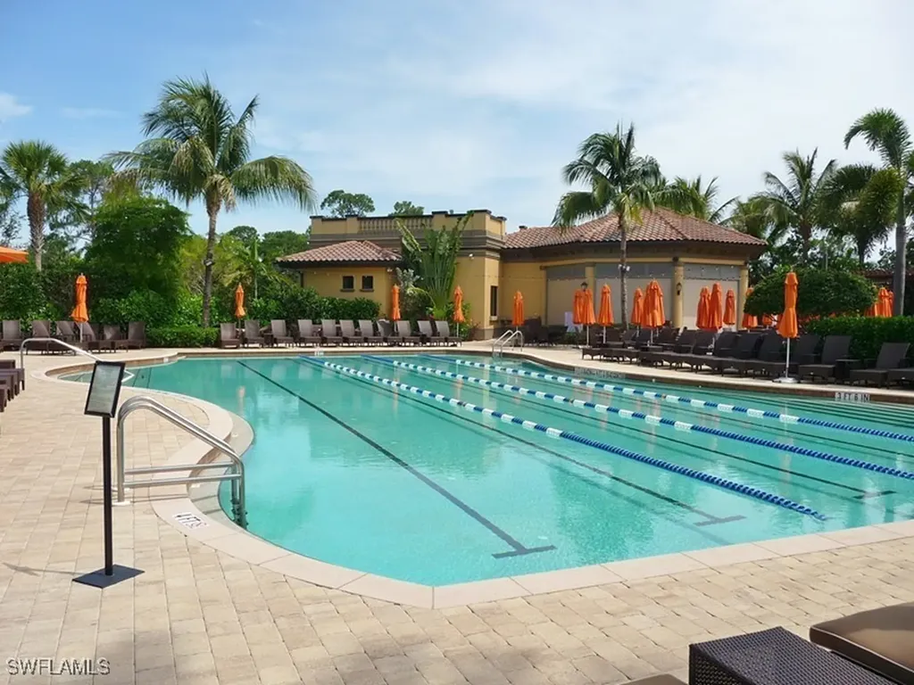 9071 Albion Lane N Naples FL 34113