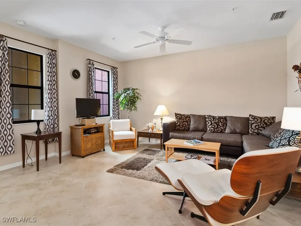 9071 Albion Lane N Naples FL 34113