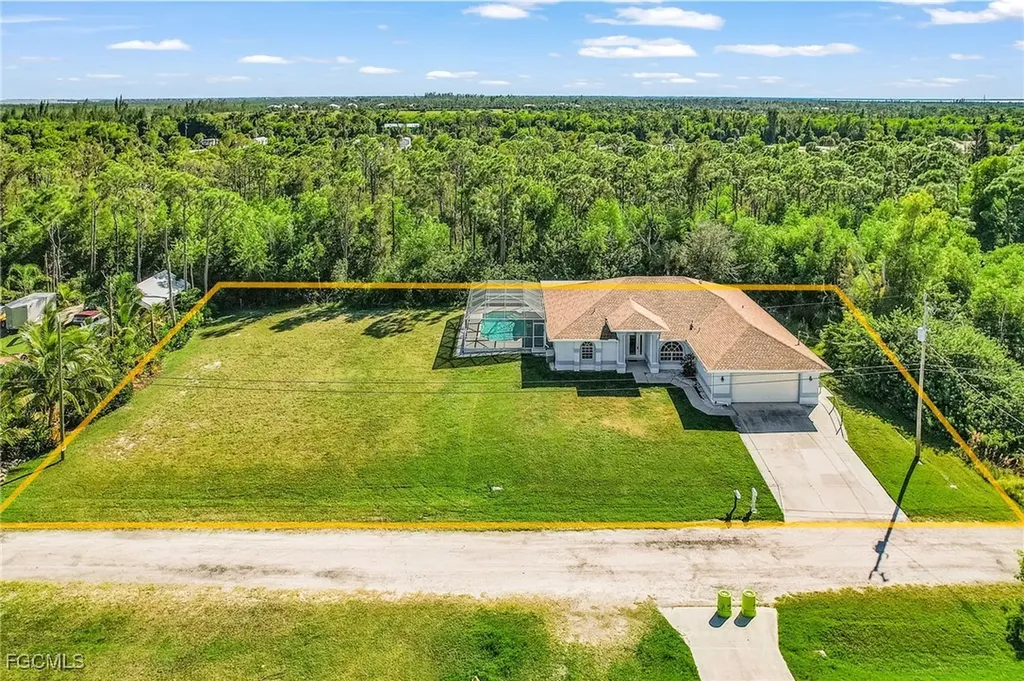 ST. James City FL, 3587 Myers Lane