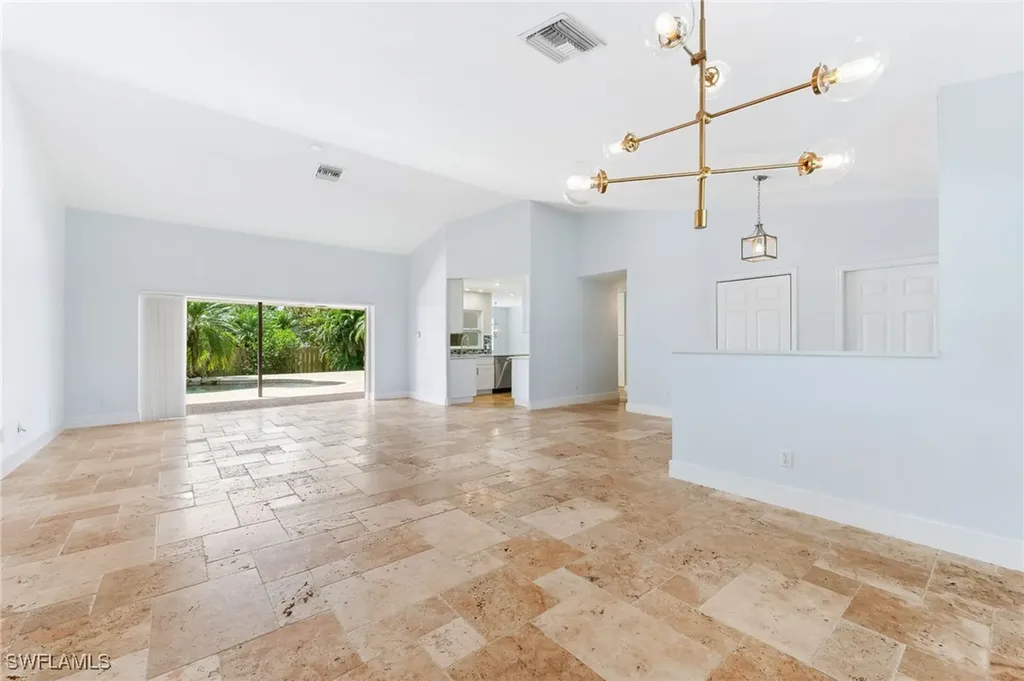 2360 Outrigger Lane Naples FL 34104