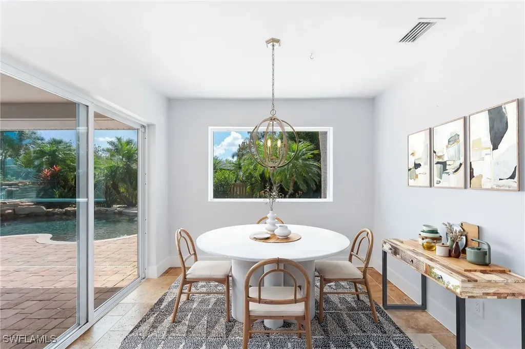 2360 Outrigger Lane Naples FL 34104