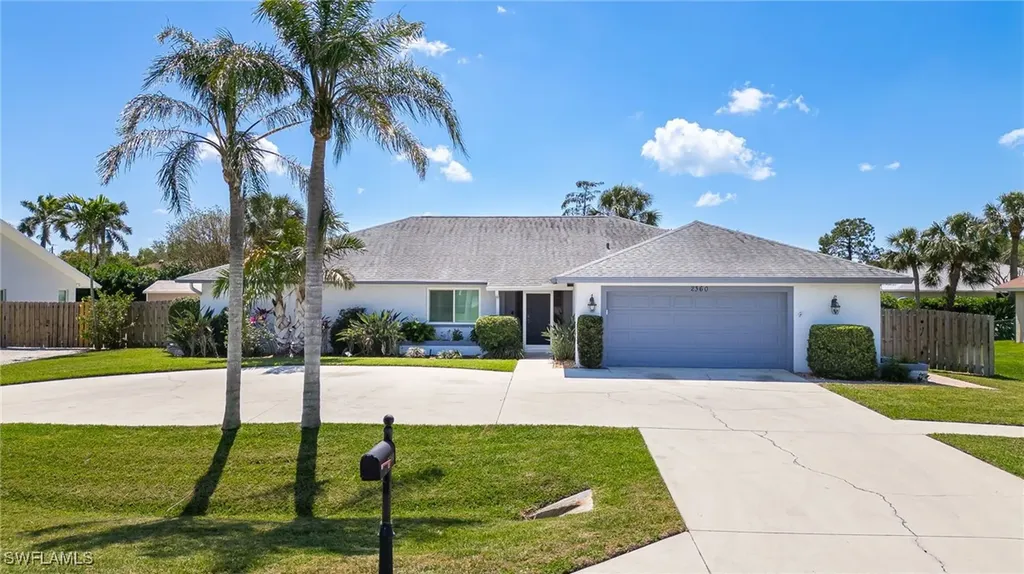 2360 Outrigger Lane Naples FL 34104