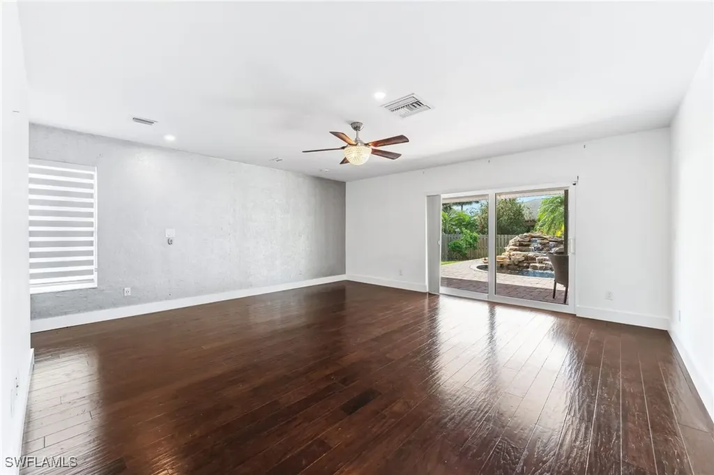 2360 Outrigger Lane Naples FL 34104