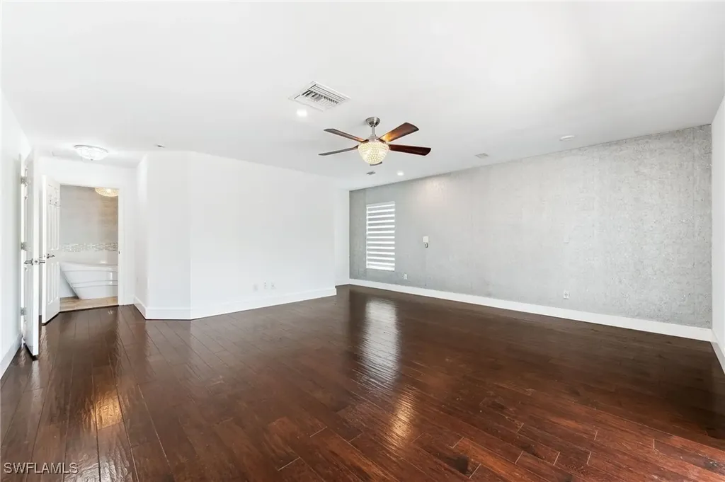 2360 Outrigger Lane Naples FL 34104