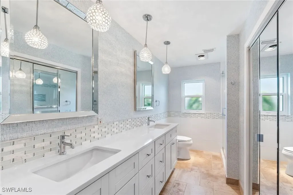 2360 Outrigger Lane Naples FL 34104