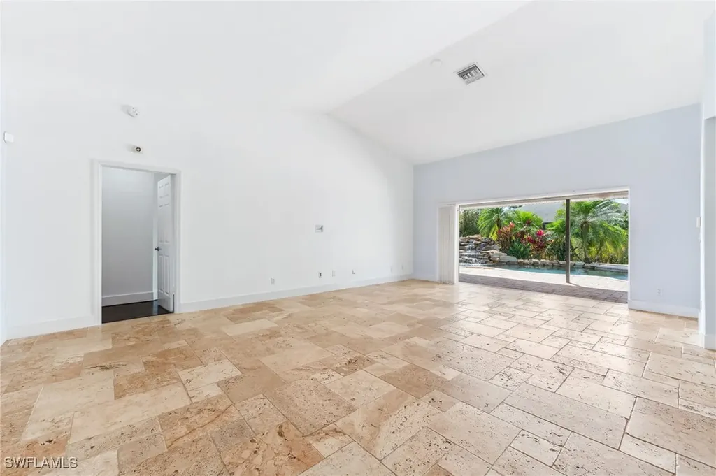 2360 Outrigger Lane Naples FL 34104