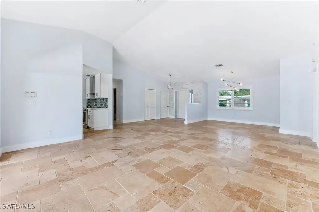 2360 Outrigger Lane Naples FL 34104