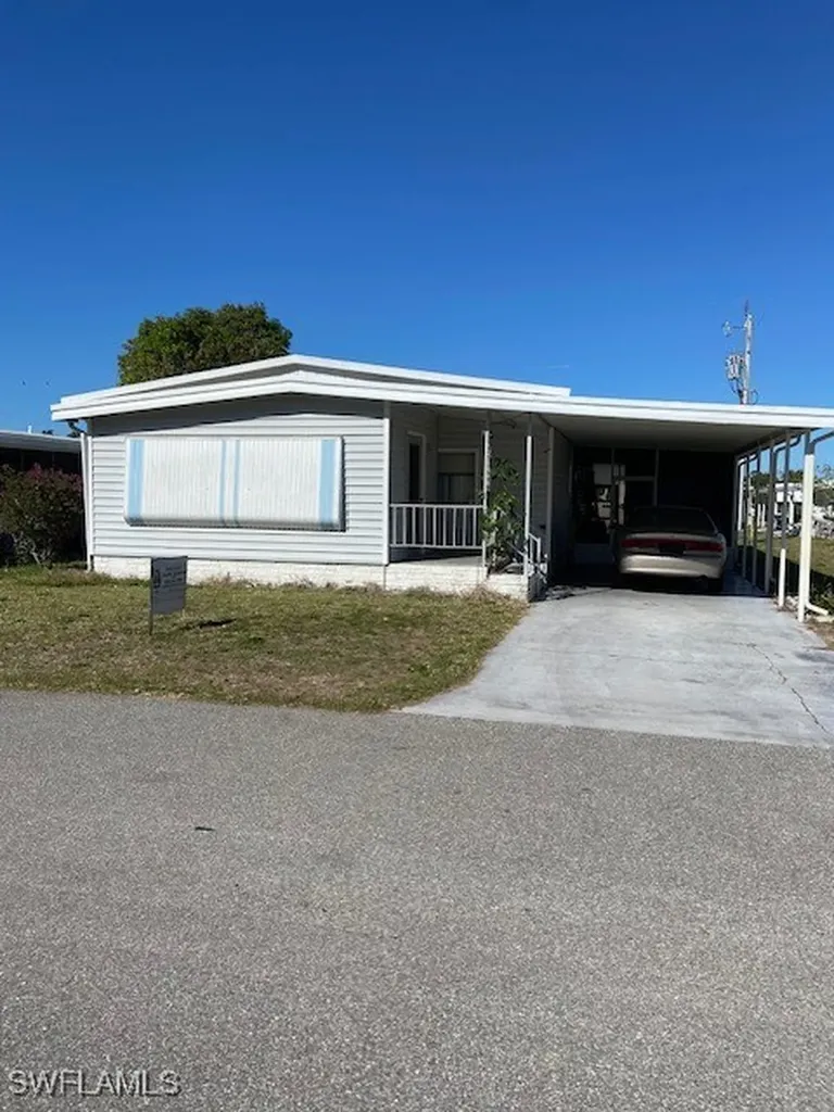 2773 Indianwood Drive North Fort Myers FL 33917