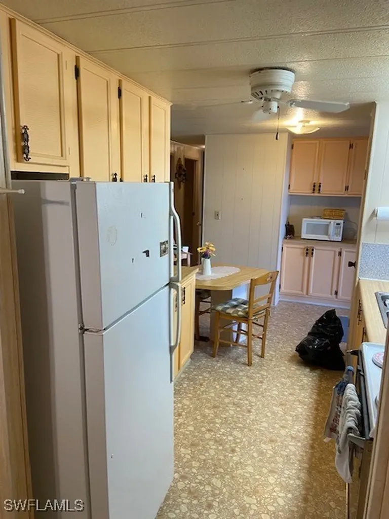 2773 Indianwood Drive North Fort Myers FL 33917