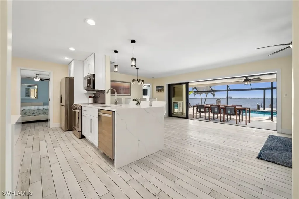 1600 Edith Esplanade Cape Coral FL 33904