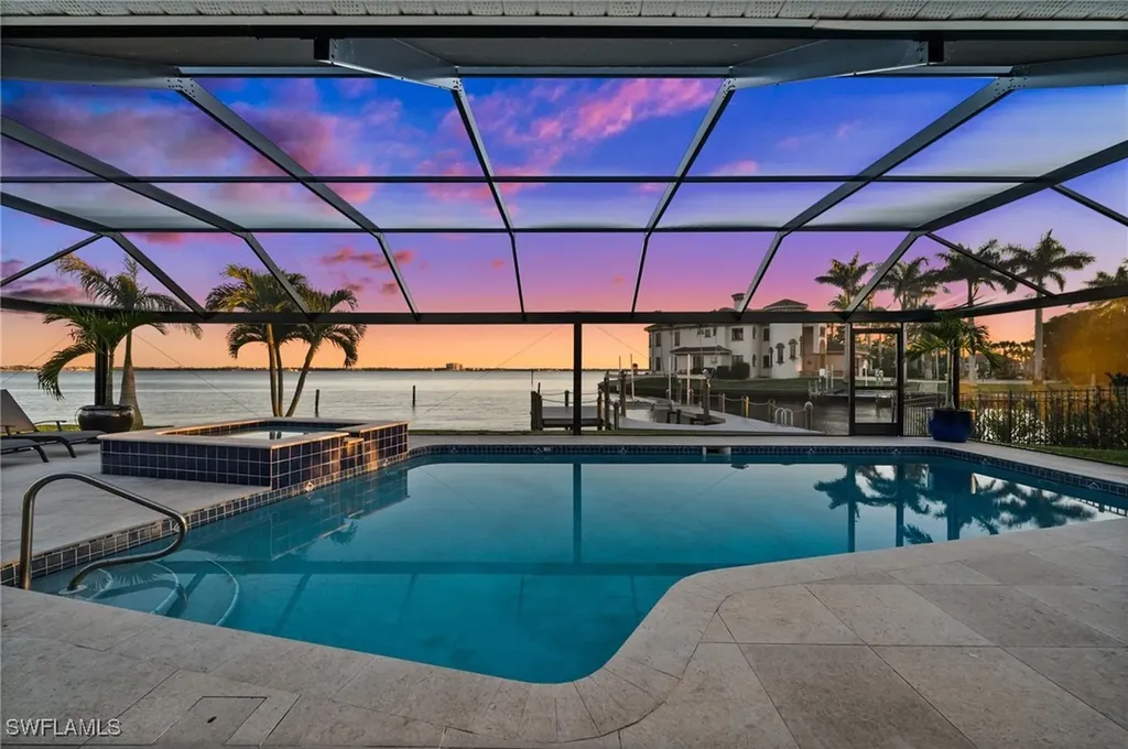 1600 Edith Esplanade Cape Coral FL 33904