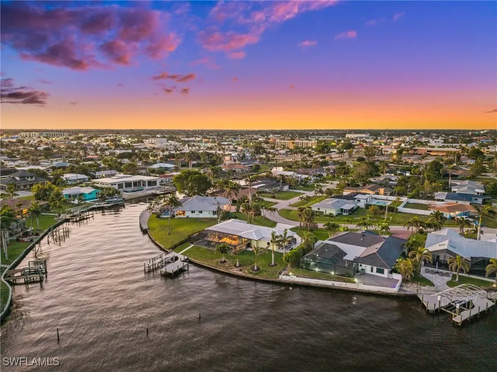 1600 Edith Esplanade Cape Coral FL 33904