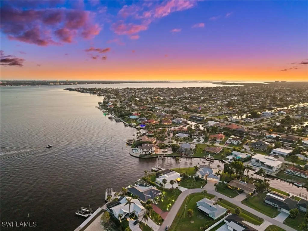 1600 Edith Esplanade Cape Coral FL 33904