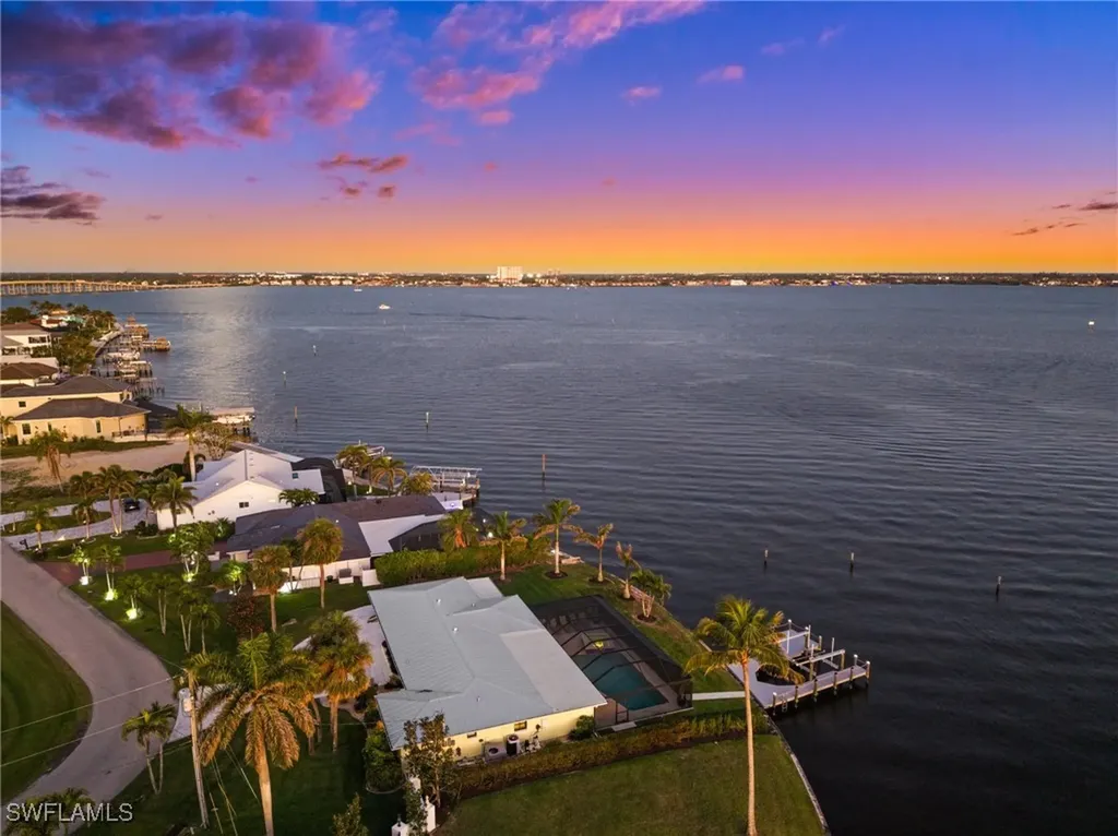 1600 Edith Esplanade Cape Coral FL 33904