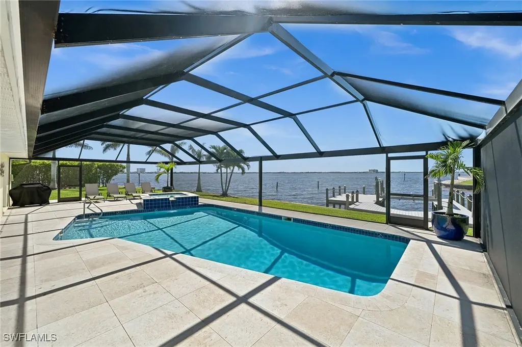 1600 Edith Esplanade Cape Coral FL 33904