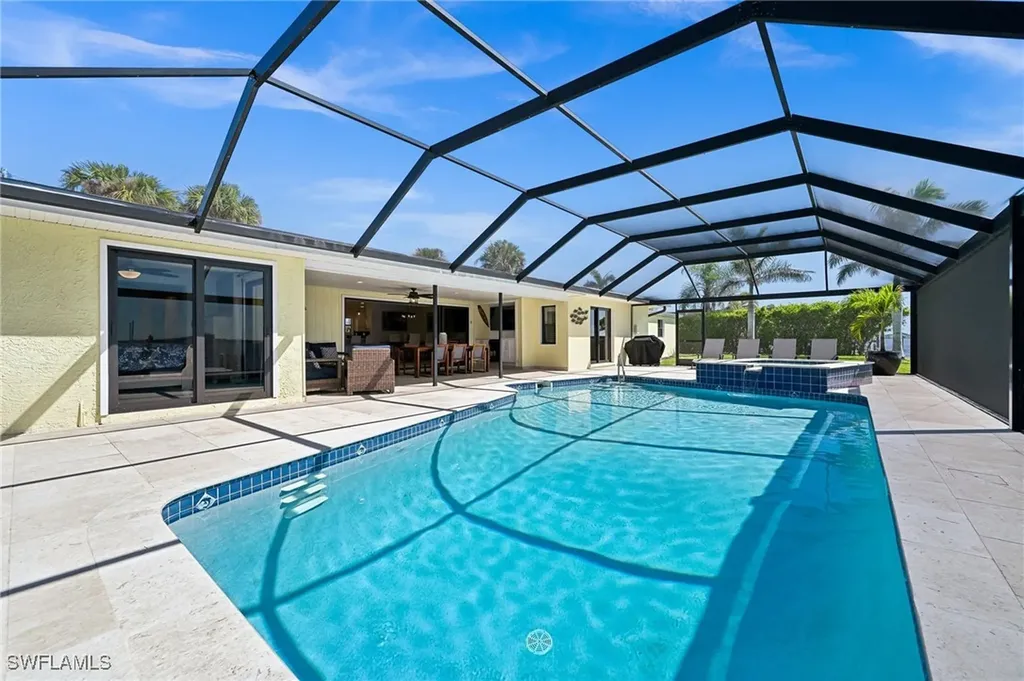 1600 Edith Esplanade Cape Coral FL 33904