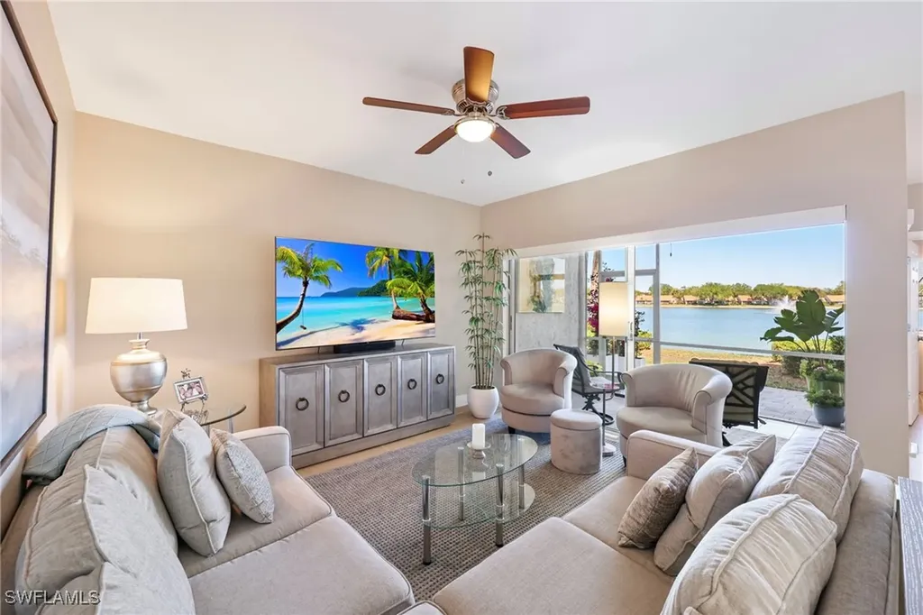 2761 Citrus Lake Drive Naples FL 34109