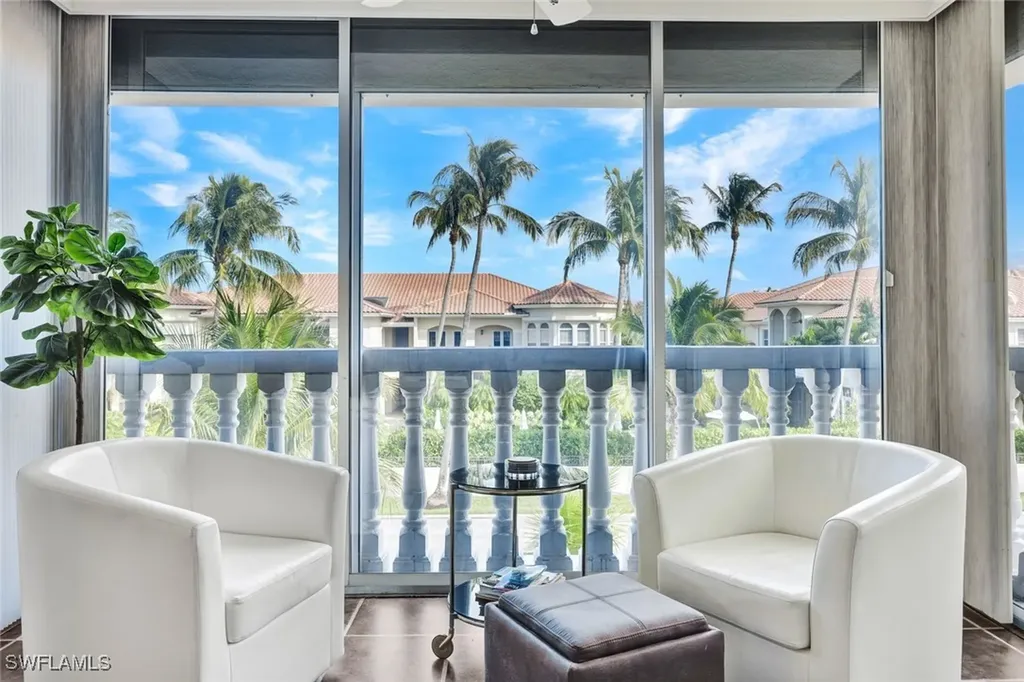 666 3rd Street S Naples FL 34102