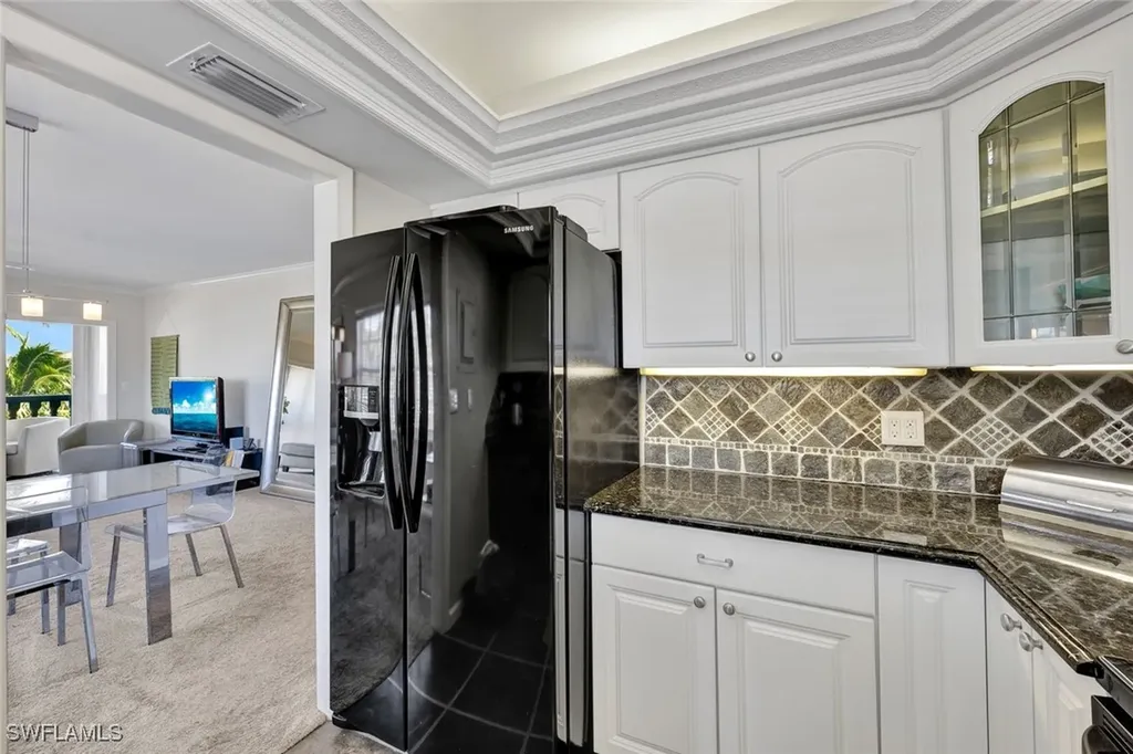 666 3rd Street S Naples FL 34102