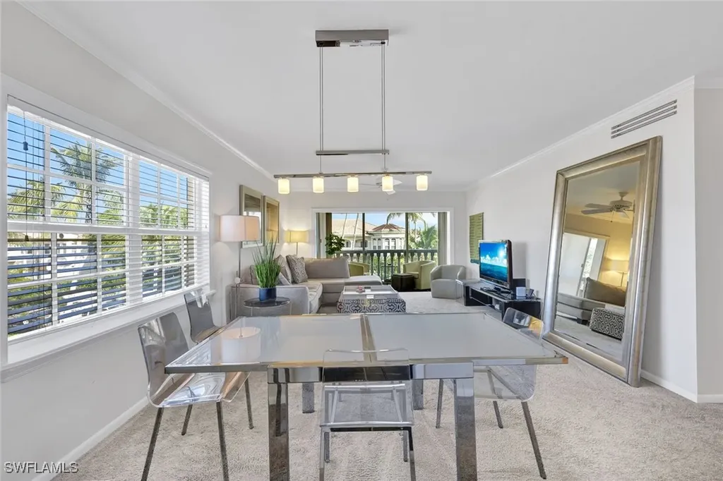 666 3rd Street S Naples FL 34102