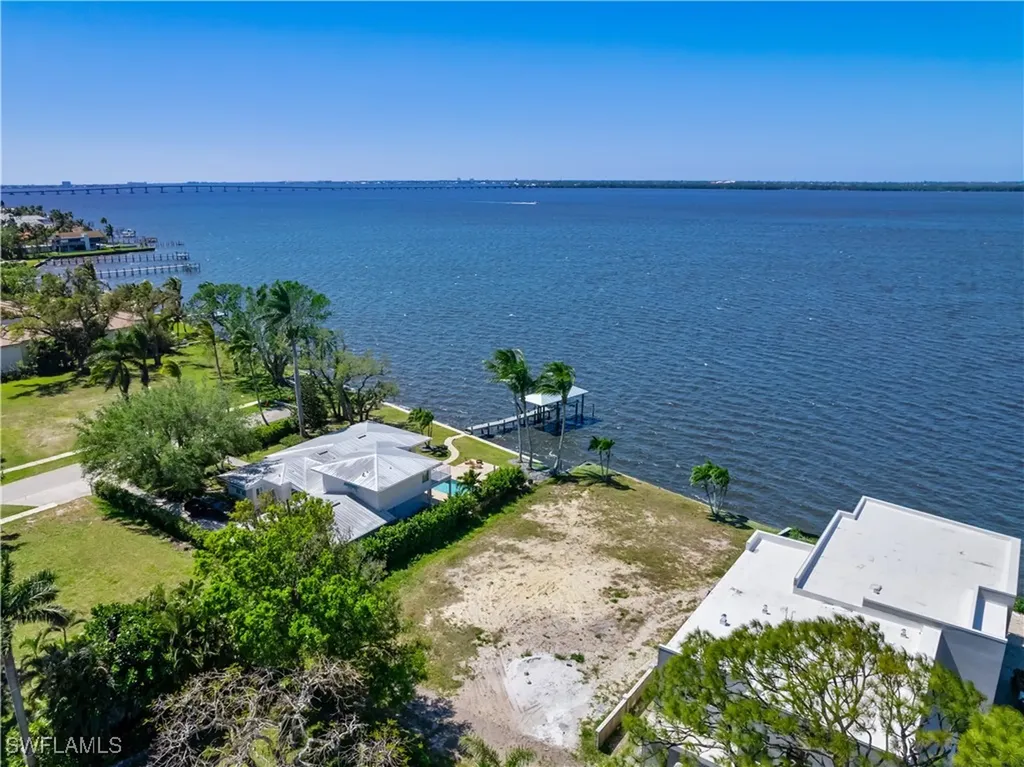 1204 Alhambra Drive Fort Myers FL 33901