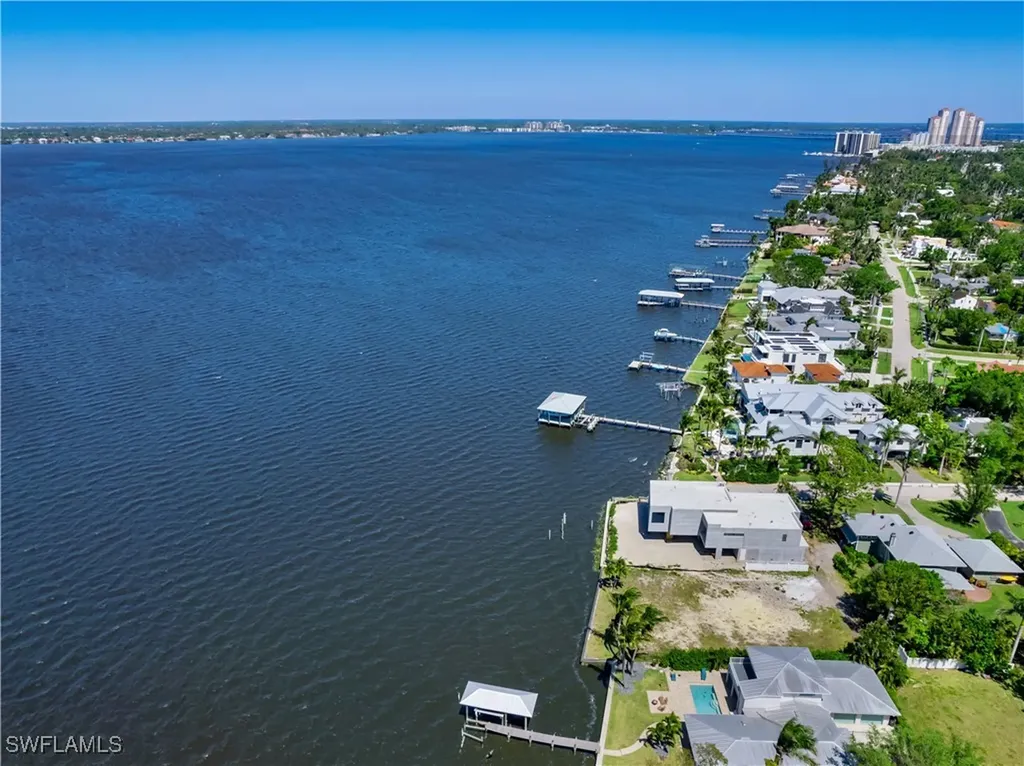 1204 Alhambra Drive Fort Myers FL 33901