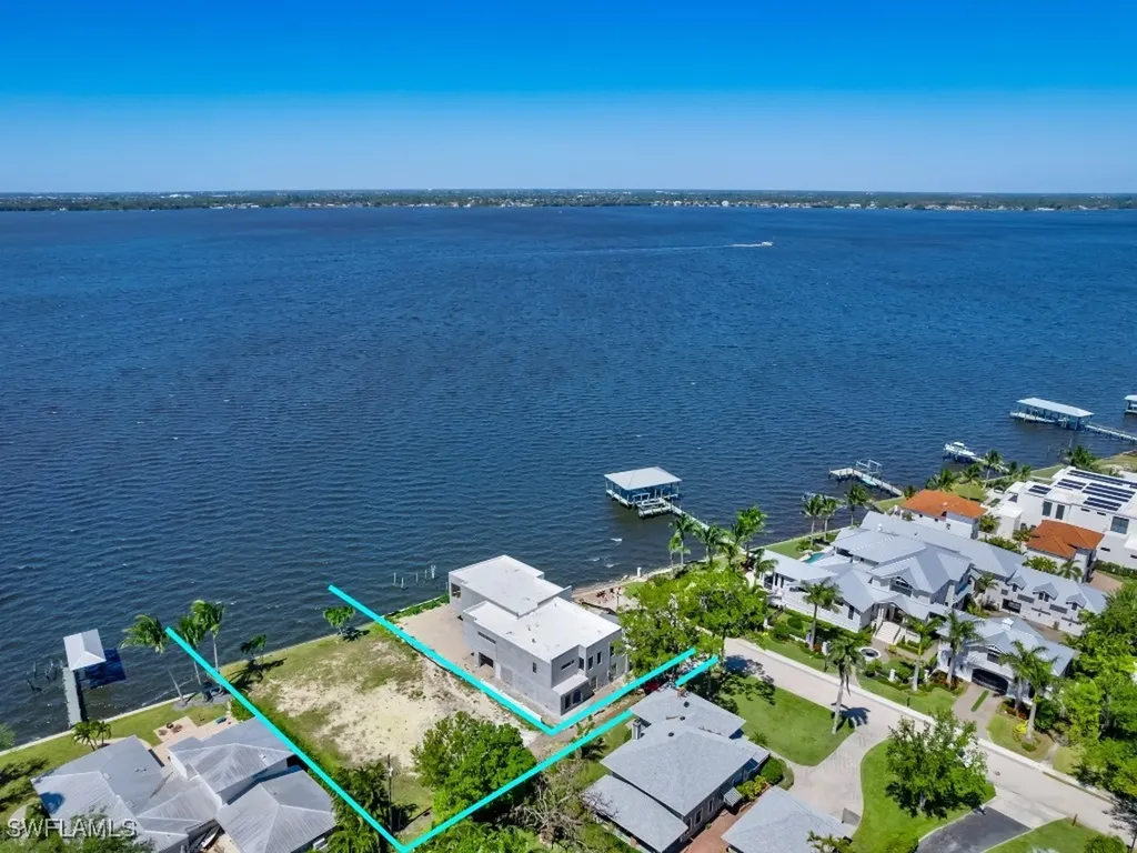 1204 Alhambra Drive Fort Myers FL 33901