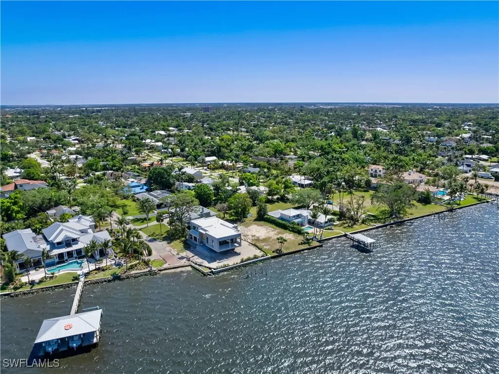 1204 Alhambra Drive Fort Myers FL 33901