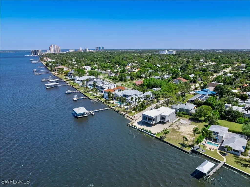 1204 Alhambra Drive Fort Myers FL 33901