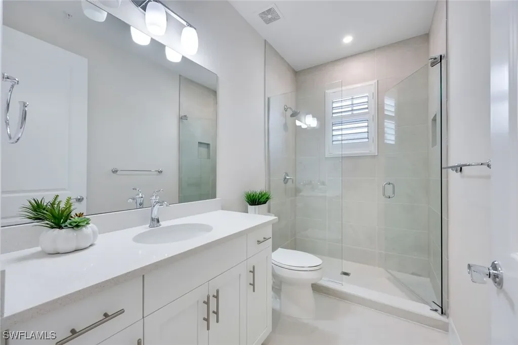 273 Indies Drive E Naples FL 34114
