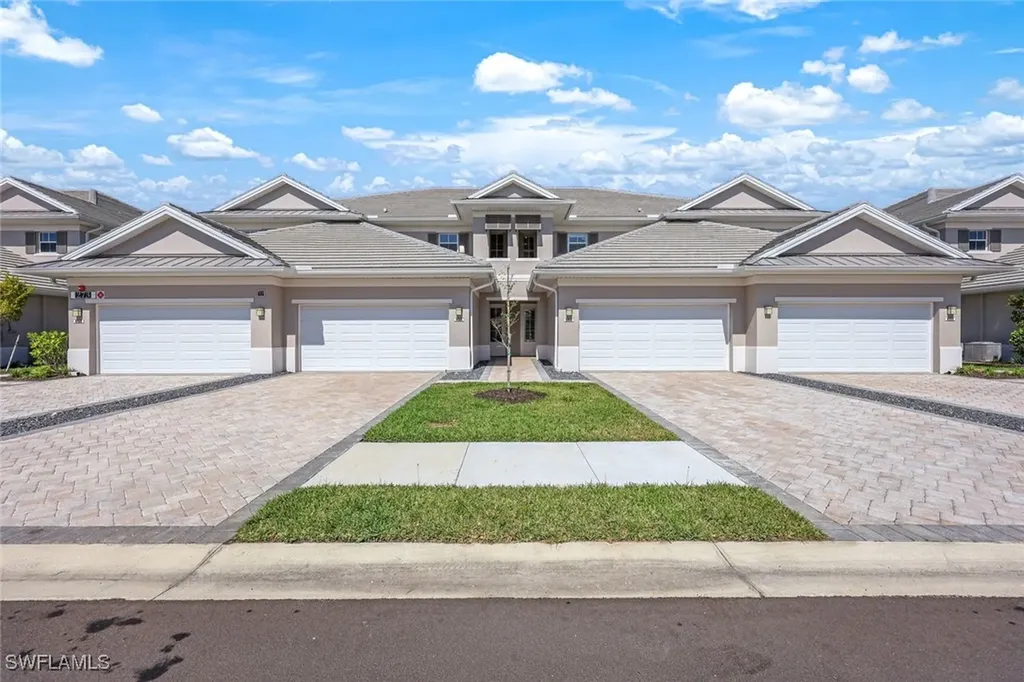 273 Indies Drive E Naples FL 34114