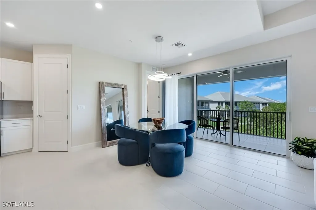 273 Indies Drive E Naples FL 34114